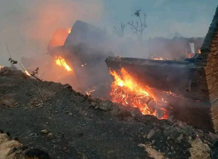 तेह्रथुममा आगलागी