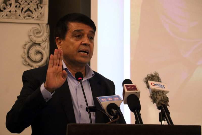 अध्यक्ष ढकाल