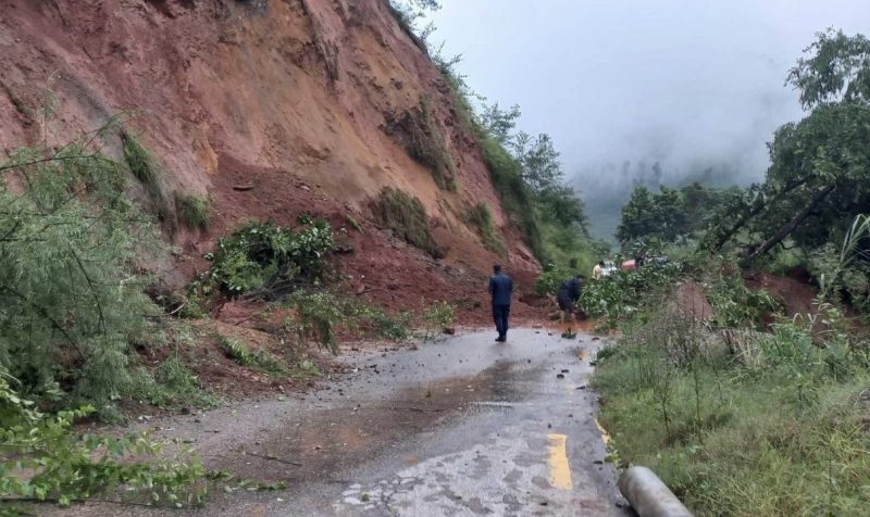 अरनिको र हेलम्बु राजमार्ग