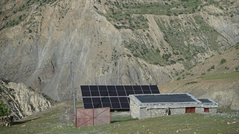 सोलारबाट विद्युतीकरण सोलारबाट विद्युतीकरण